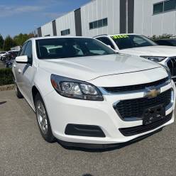 2016 Chevrolet Malibu 33,000km! Automatic! Remote Start! AC! Power Grp!