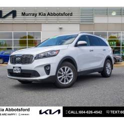 2019 Kia Sorento EX! 4 cylinder! 7 Seats! Leather! 1 owner! Nav!