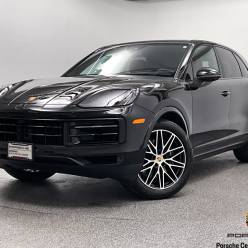 2024 Porsche Cayenne Certified / Winter Wheel Set / Premium Pkg