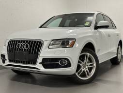 2015 Audi Q5 quattro S-Line! Navi! Pano Roof! 4 Cylinder Engine 2.0L