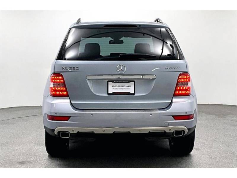 2009 Mercedes-Benz ML320 BlueTec 4MATIC / Local/ Low Mileage