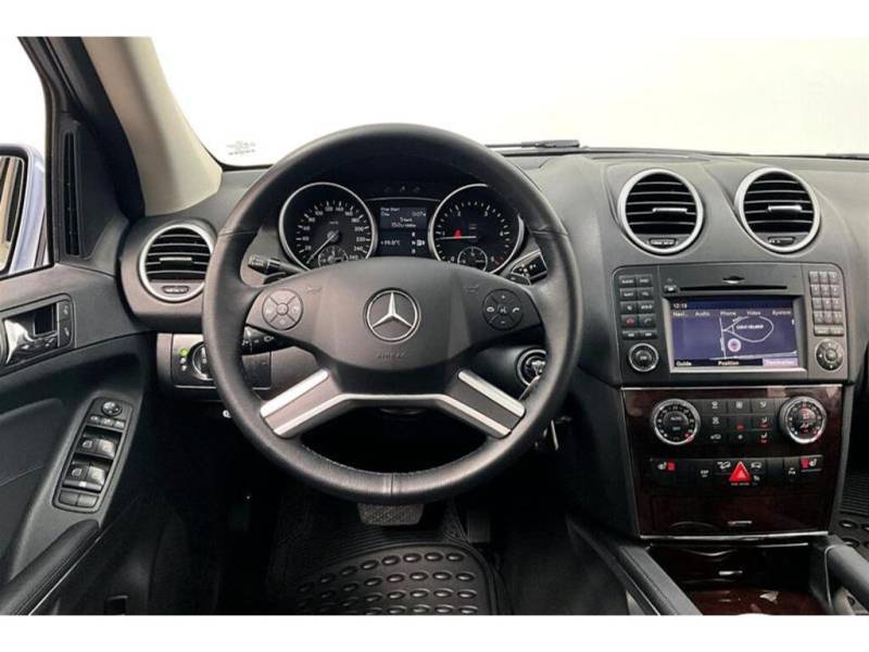 2009 Mercedes-Benz ML320 BlueTec 4MATIC / Local/ Low Mileage