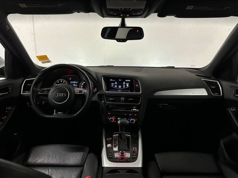 2015 Audi Q5 quattro S-Line! Navi! Pano Roof! 4 Cylinder Engine 2.0L