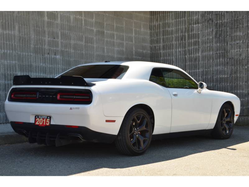 2015 Dodge Challenger  Coupe SXT Plus