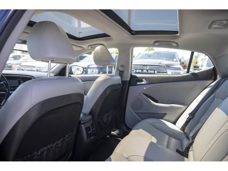 2015 Kia Optima EX! Sunroof! Heated & Cooled seats! HIstory!