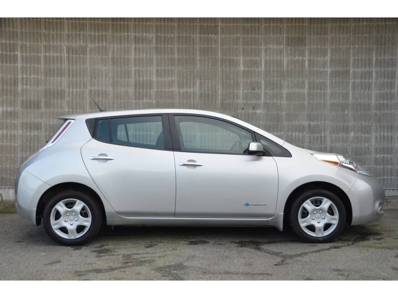 2015 Nissan LEAF HB S ONLY 5% GST, NO PST!