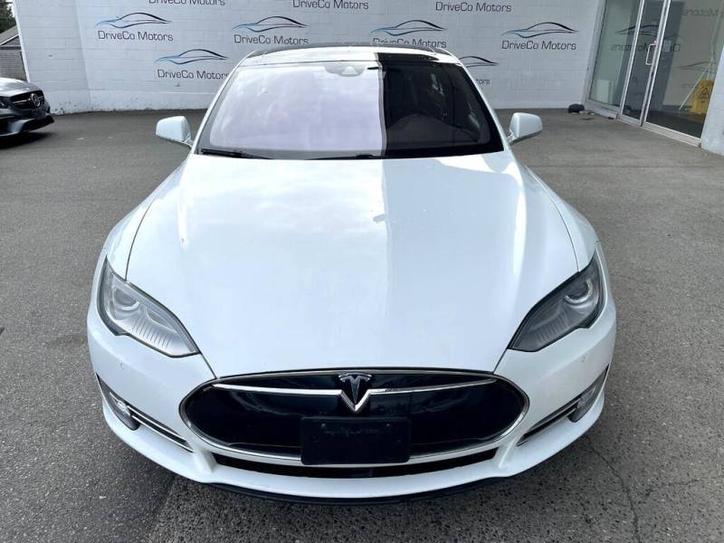 2015 Tesla Model S 4dr Sdn AWD 70D