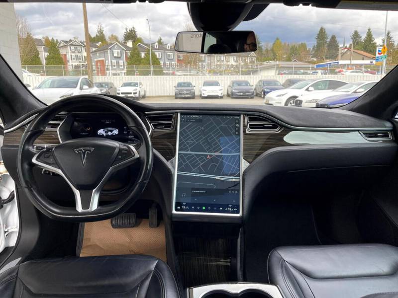 2015 Tesla Model S 4dr Sdn AWD 70D