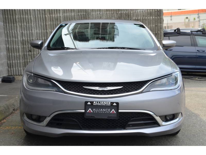 2016 Chrysler 200 C 