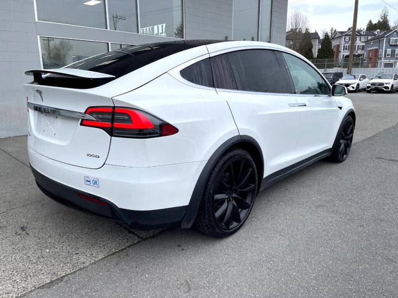 2017 Tesla Model X 100D 30K IN ADDS AWD