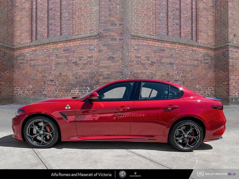 2018 Alfa Romeo Giulia Quadrifoglio 