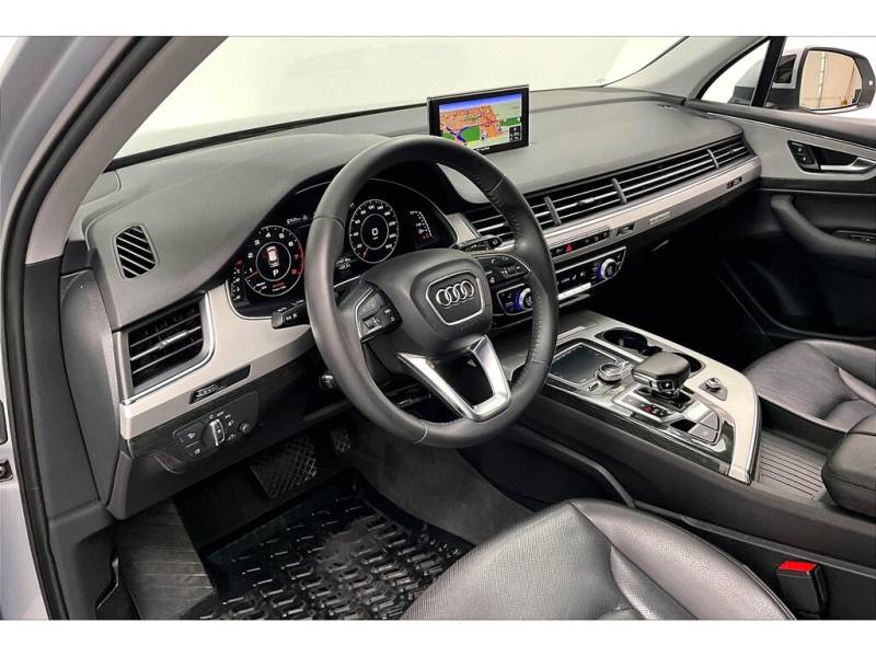 2018 Audi Q7 / Carplay / No Claim / Local