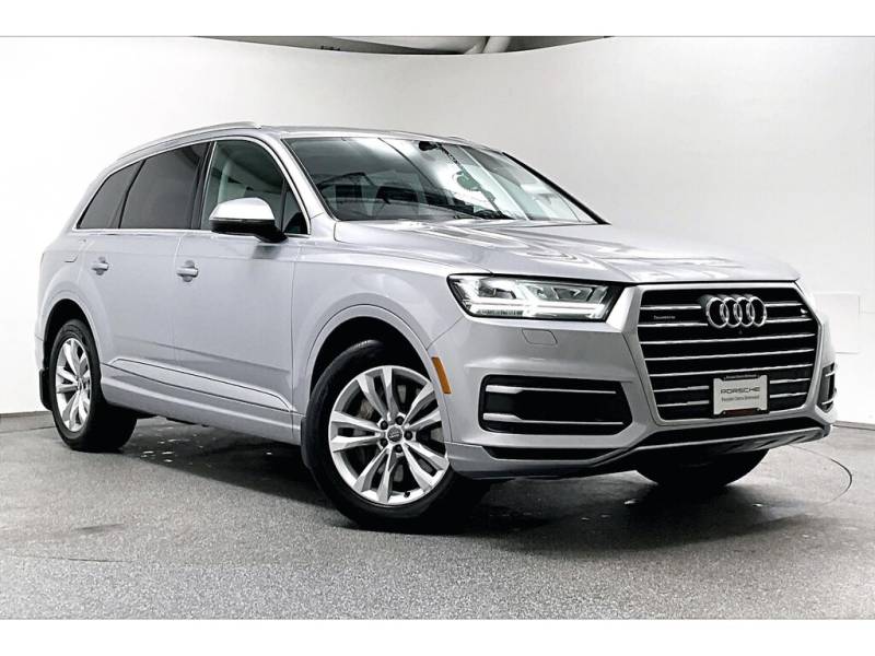 2018 Audi Q7 / Carplay / No Claim / Local