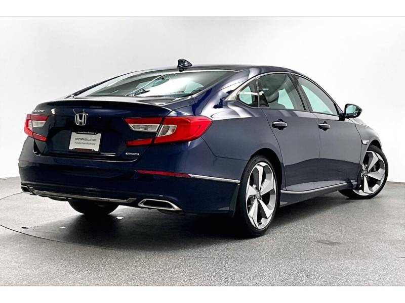 2018 Honda Accord Touring CVT / Local