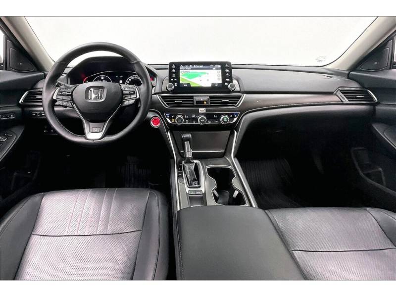 2018 Honda Accord Touring CVT / Local