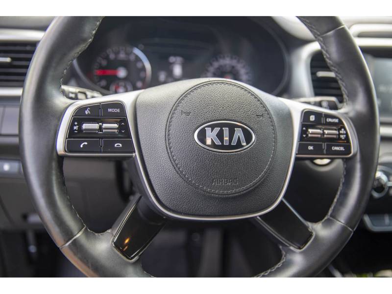 2019 Kia Sorento EX! 4 cylinder! 7 Seats! Leather! 1 owner! Nav!