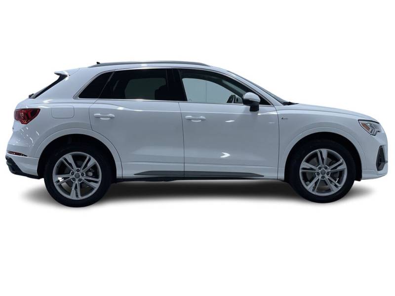 2020 Audi Q3 quattro Low Kms 4 Cylinder Engine 2.0L