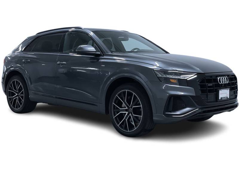 2020 Audi Q8 quattro | S-Line - Dynamic Ride - 22" Wheels! V6 Cylinder Engine 3.0L