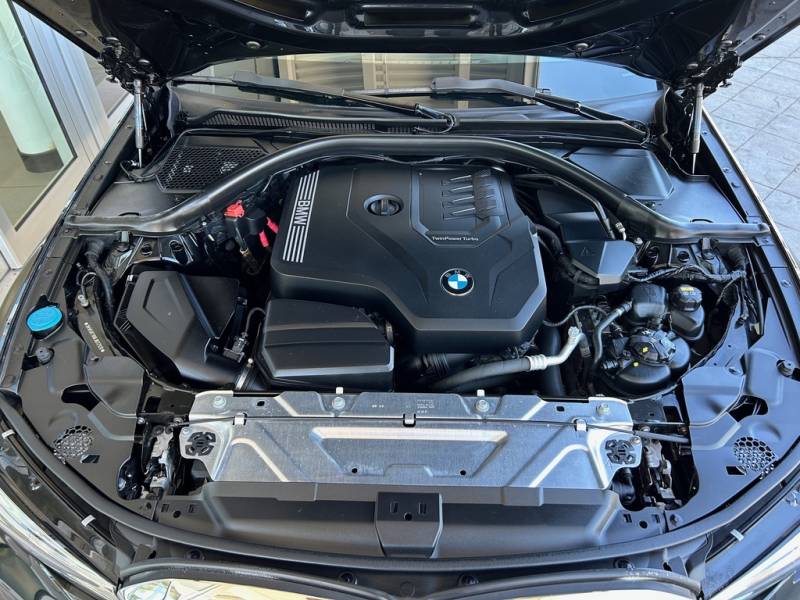 2020 BMW 330i xDrive  Premium l  M Sport l Variable Sport Steering