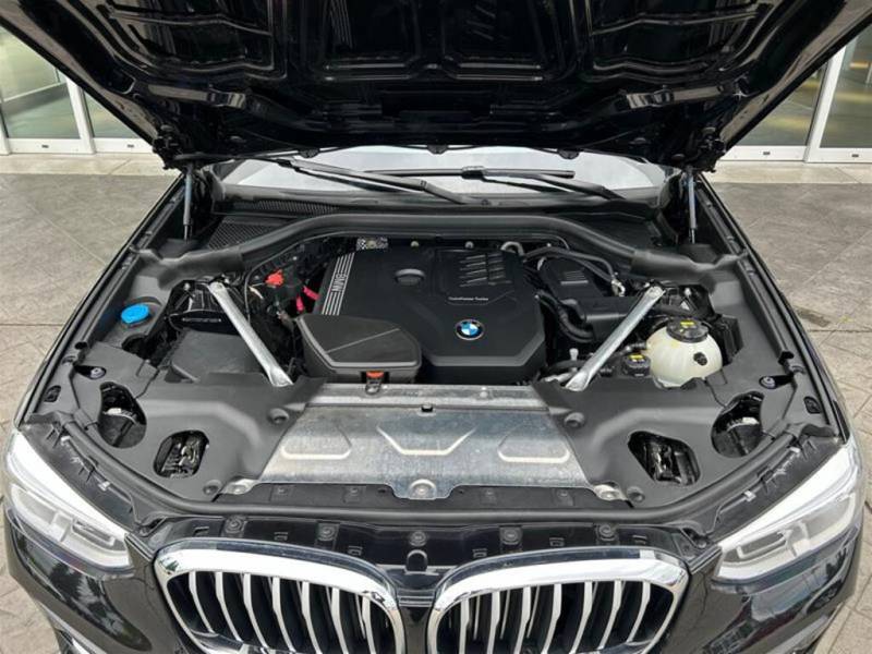 2020 BMW X4 xDrive30i l Enhanced l M Sport Suspension l LOW KM