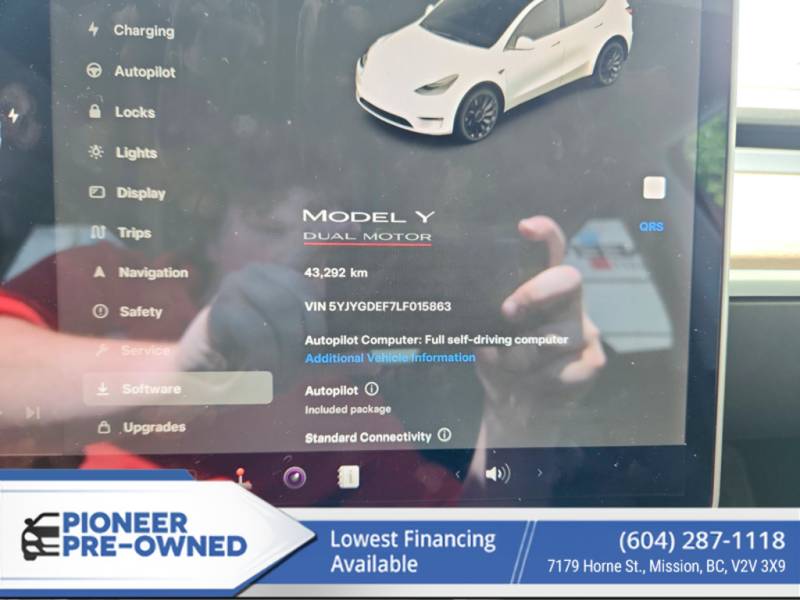 2020 Tesla Model Y Performance AWD  Auto Pilot, LOW KMS