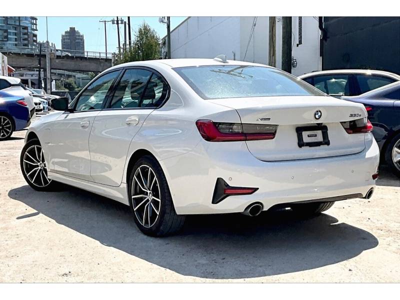 2021 BMW 3 Series 330e xDrive