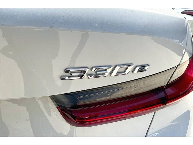 2021 BMW 3 Series 330e xDrive