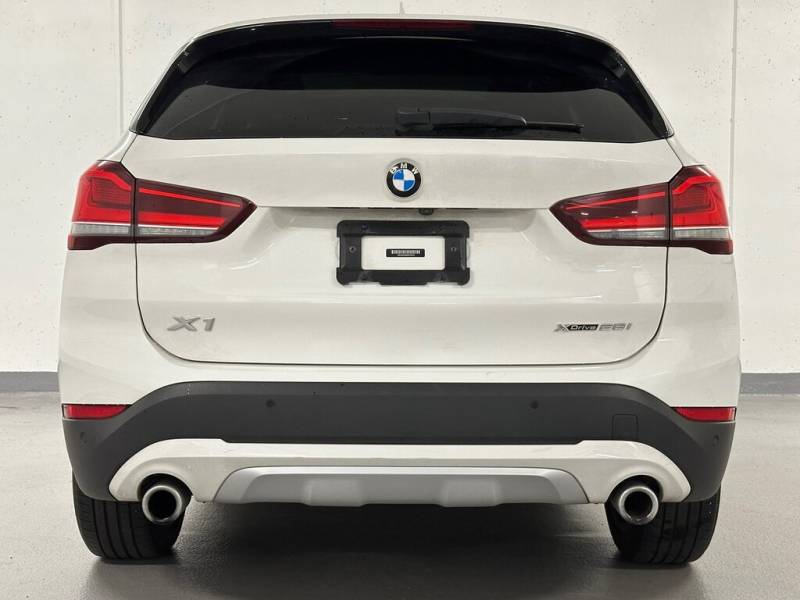 2021 BMW X1 Premium Enhanced! Heated Steering Wheel!