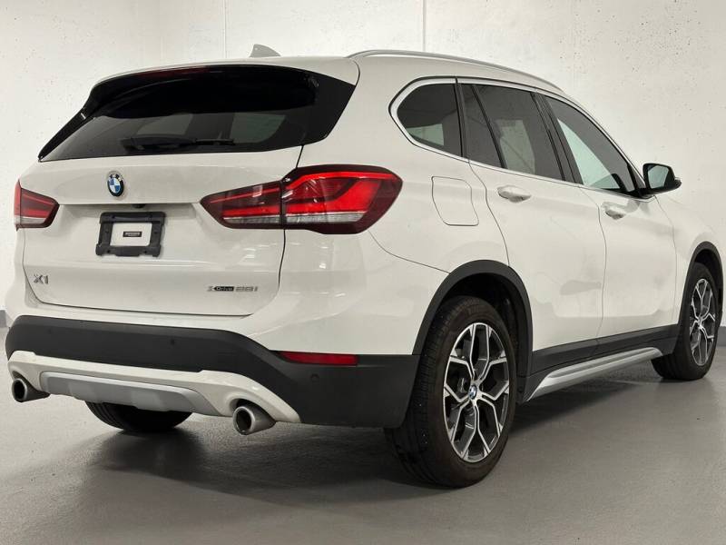 2021 BMW X1 Premium Enhanced! Heated Steering Wheel!