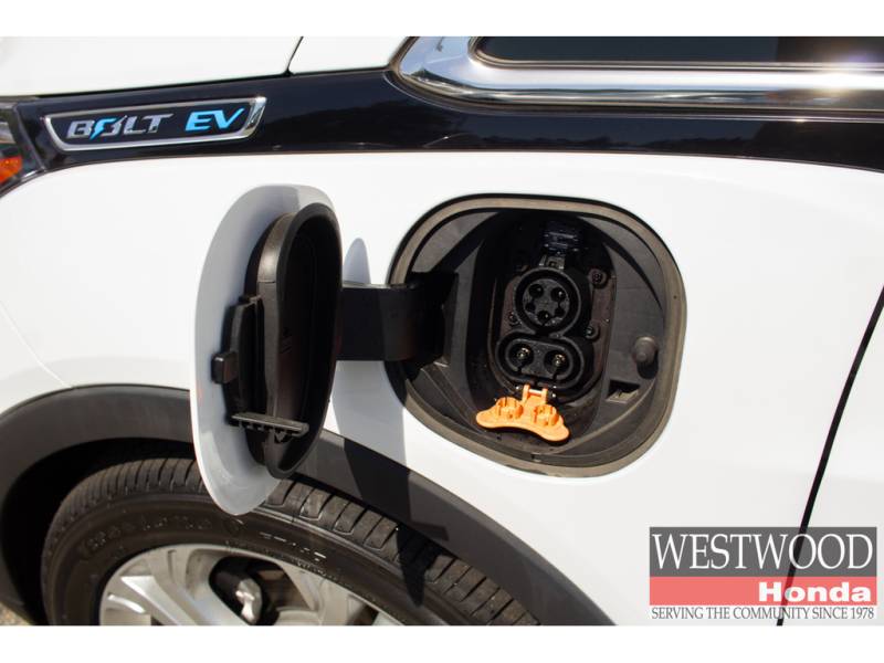 2021 Chevrolet Bolt EV LT Battery warranty until 2032 $2000 PST rebate