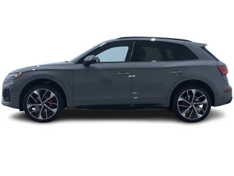 2022 Audi SQ5 quattro Black Optics