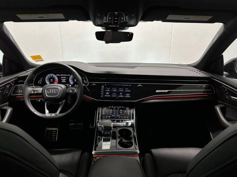 2022 Audi SQ8 quattro | Sport Exhaust | Black Optics Pkg 8 Cylinder Engine 4.0L