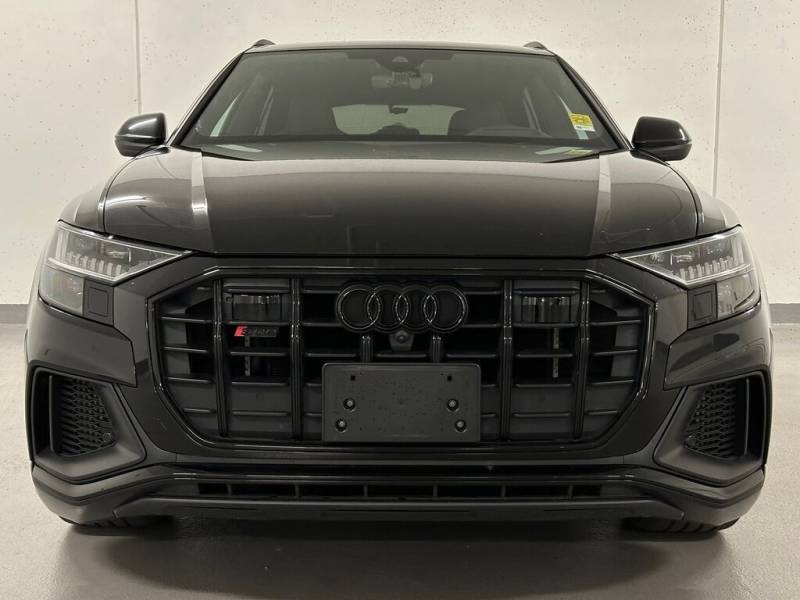 2022 Audi SQ8 quattro | Sport Exhaust | Black Optics Pkg 8 Cylinder Engine 4.0L