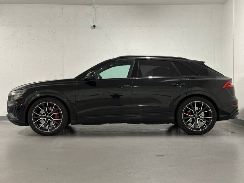 2022 Audi SQ8 quattro | Sport Exhaust | Black Optics Pkg 8 Cylinder Engine 4.0L