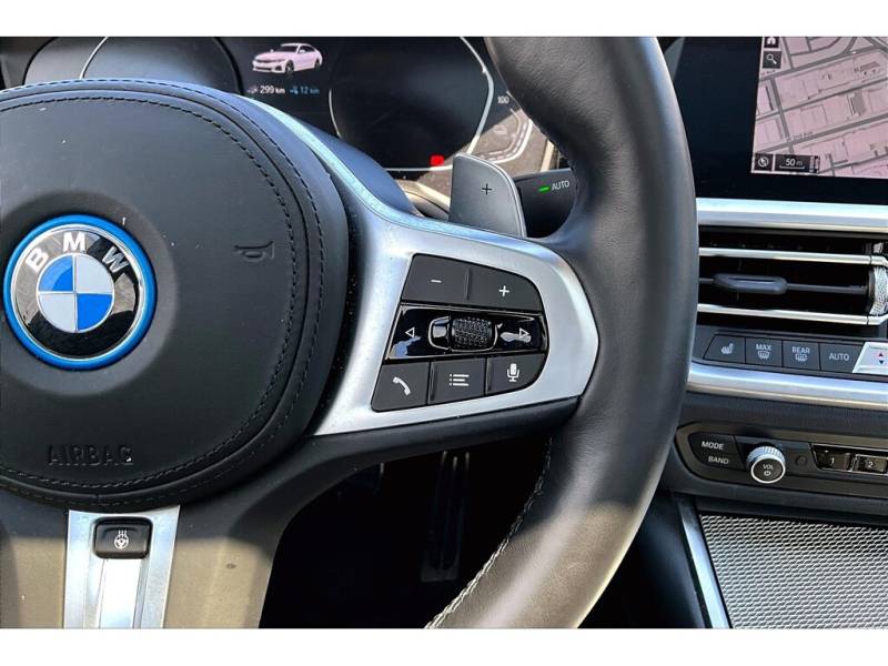 2022 BMW 3 Series 330e xDrive