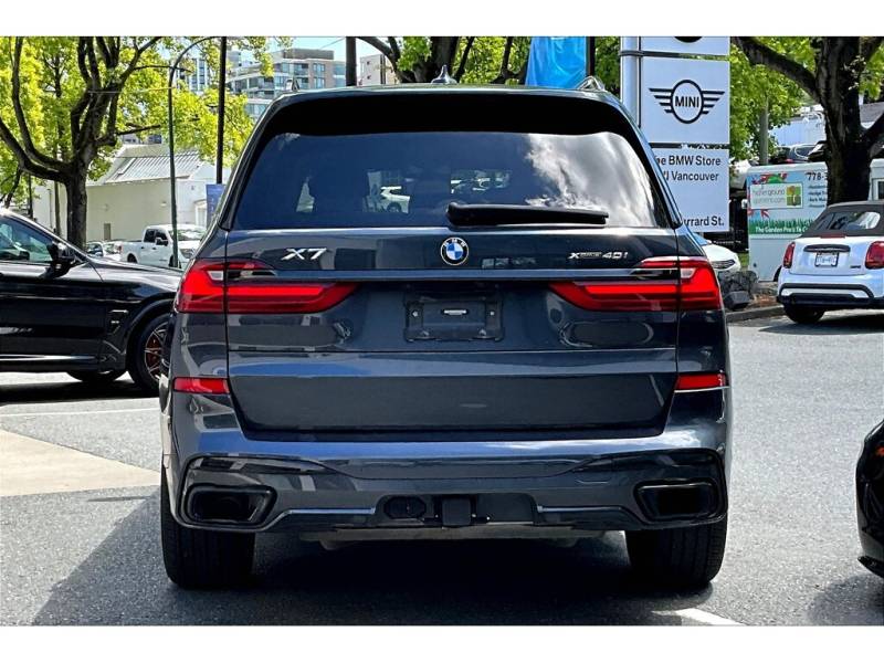 2022 BMW X7 xDrive40i