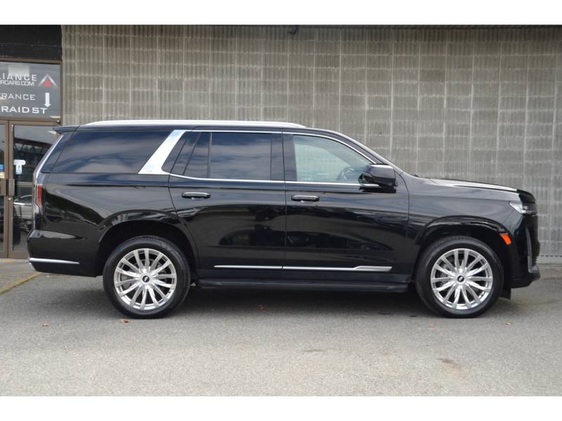 2022 Cadillac Escalade DIESEL!! **RARE** LUXURY - Lowest Price in Canada!