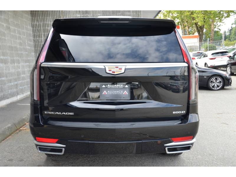 2022 Cadillac Escalade DIESEL!! **RARE** LUXURY - Lowest Price in Canada!