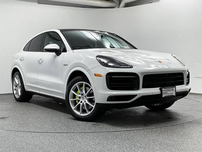 2022 Porsche Cayenne e-Hybrid *COUPE* / Certified / Local