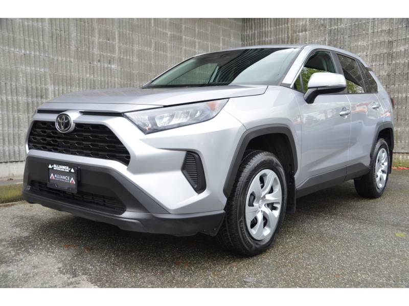 2022 Toyota RAV4 LE AWD