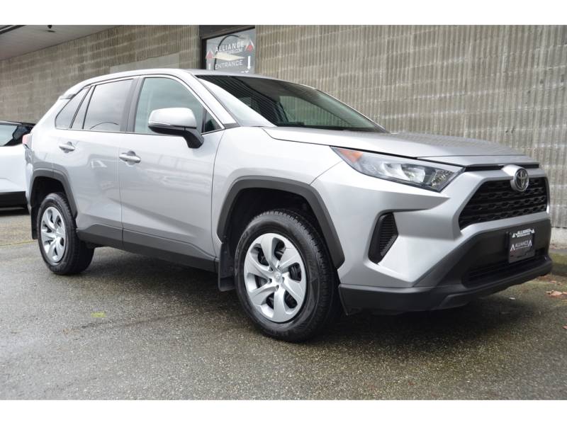 2022 Toyota RAV4 LE AWD