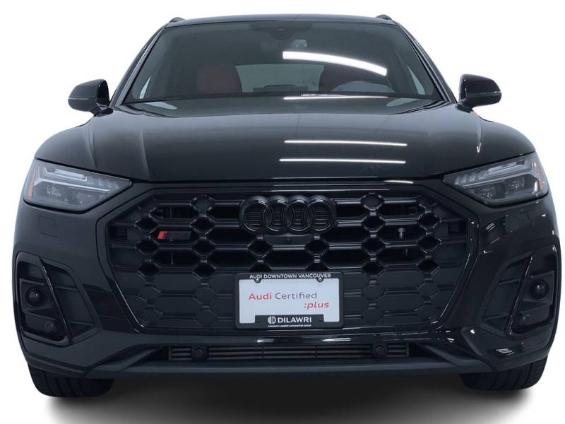 2023 Audi SQ5 quattro Black Optics! 21" Wheels!