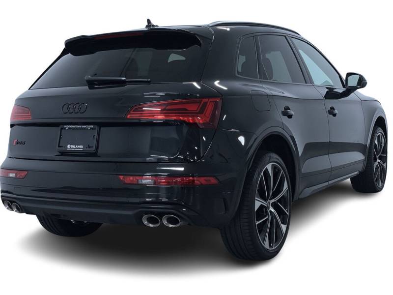 2023 Audi SQ5 quattro Black Optics! 21" Wheels!