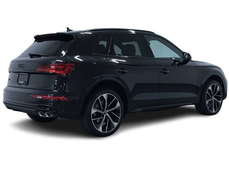 2023 Audi SQ5 quattro Black Optics! 21" Wheels!