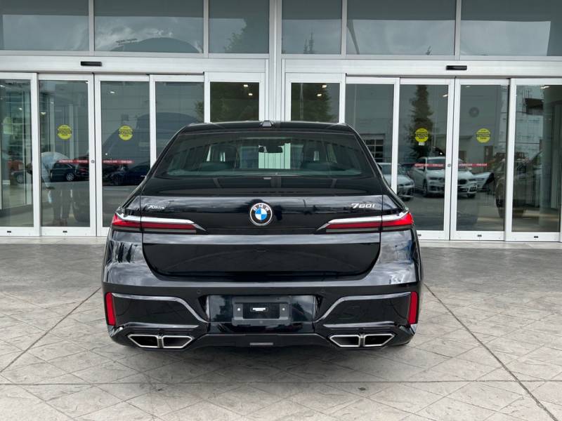 2023 BMW 7 Series 760i xDrive l Premium l  Crystal Headlights