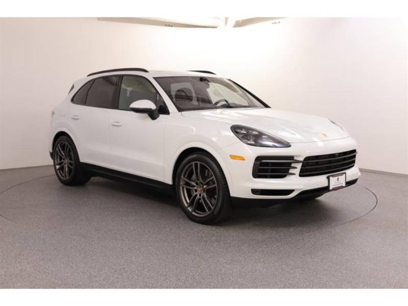 2023 Porsche Cayenne S Platinum Edition