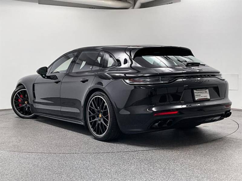 2023 Porsche Panamera GTS Sport Turismo / Certified / No Claims