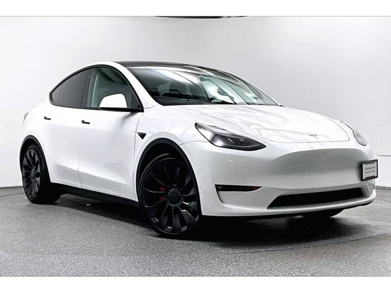 2023 Tesla Model Y Performance / One Owner / Local 