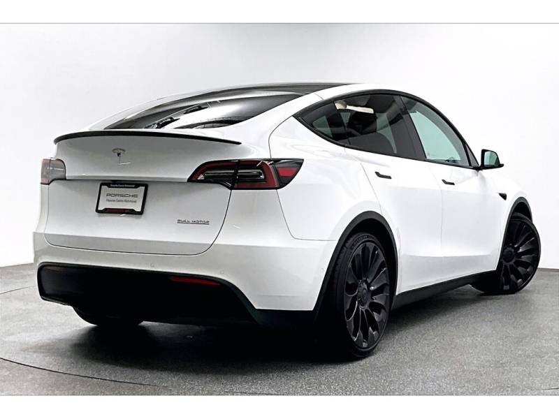 2023 Tesla Model Y Performance / One Owner / Local 