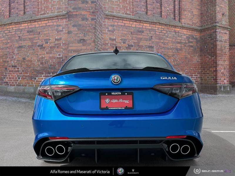 2024 Alfa Romeo Giulia Quadrifoglio